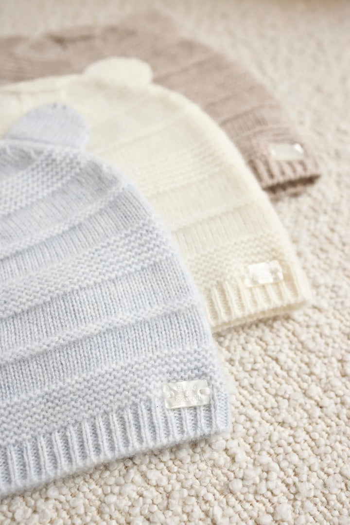 Blue Almonds Ltd Baby Boys Knit Cloud Blue Bear Hug Hat Tartine et Chocolat