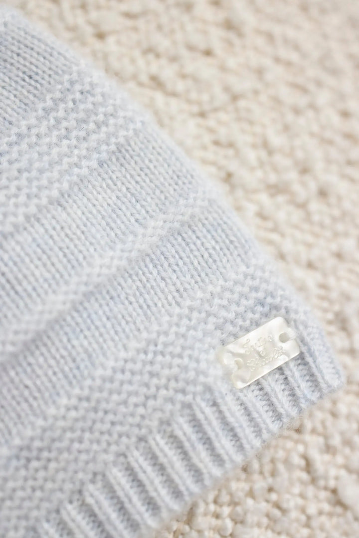 Blue Almonds Ltd Baby Boys Knit Cloud Blue Bear Hug Hat Tartine et Chocolat