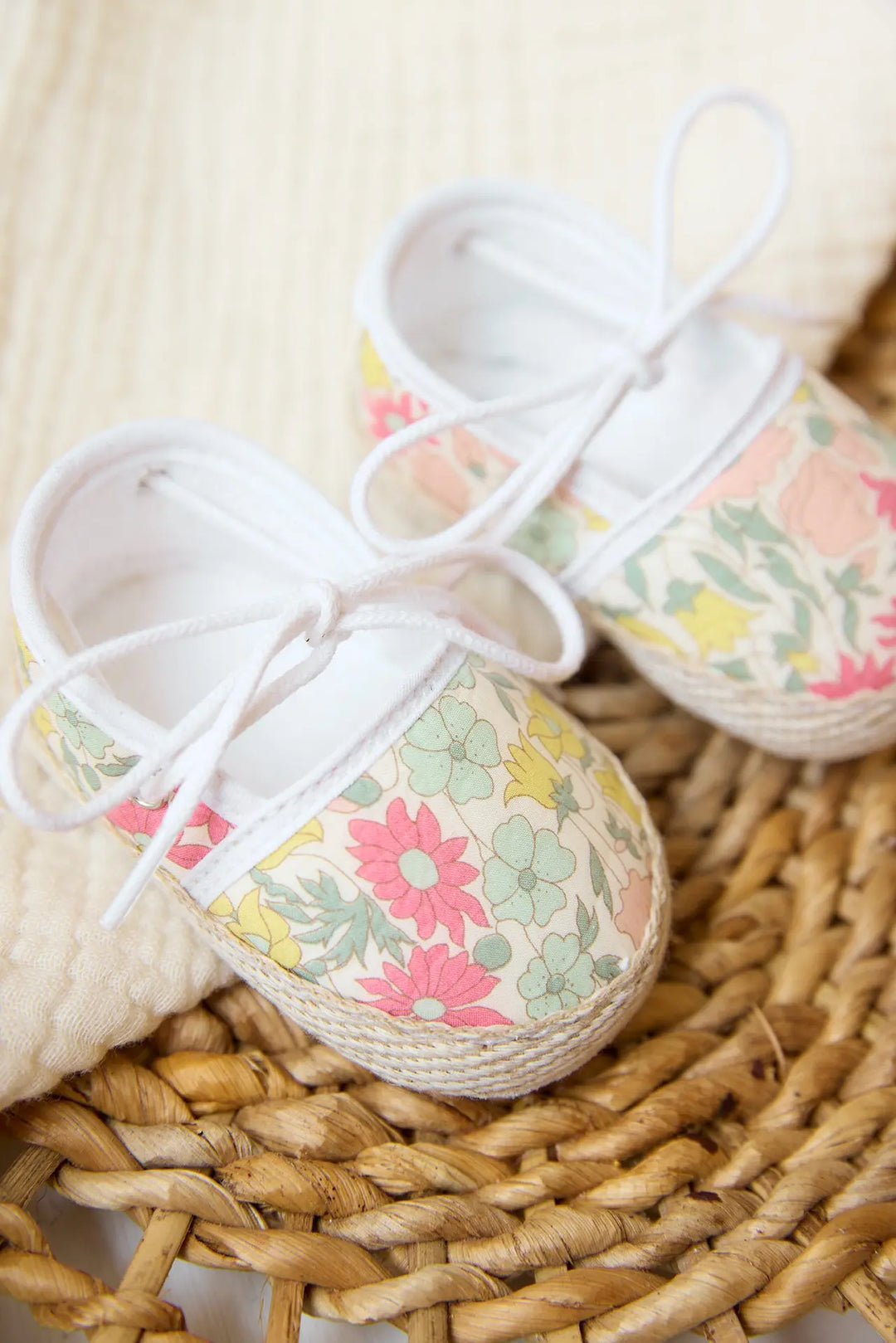 Blue Almonds Ltd Baby Girls Shoes - Citrus Tartine et Chocolat