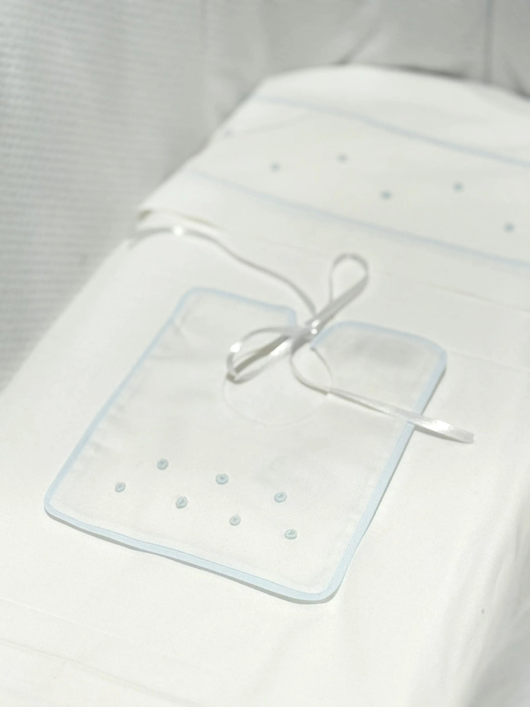 Blue Almonds Ltd Baby boys bib 'Angelo' Piccola Giuggiola