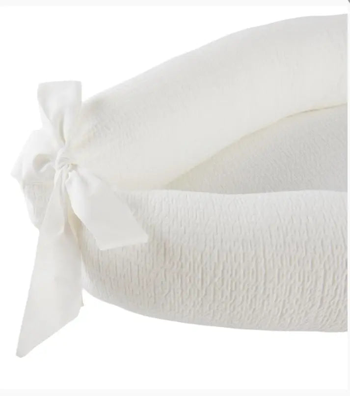 Blue Almonds Ltd Baby wedge mattress Theophile & Patachou