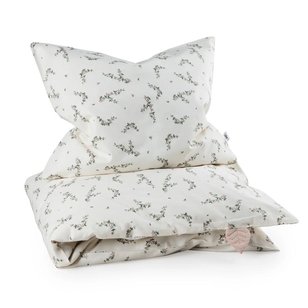 Blue Almonds Ltd Bed linen - Powder Blossom Sebra