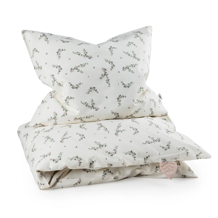 Blue Almonds Ltd Bed linen - Powder Blossom Sebra