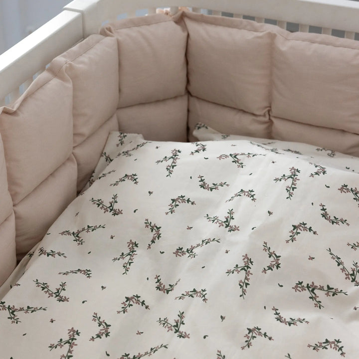 Blue Almonds Ltd Bed linen - Powder Blossom Sebra