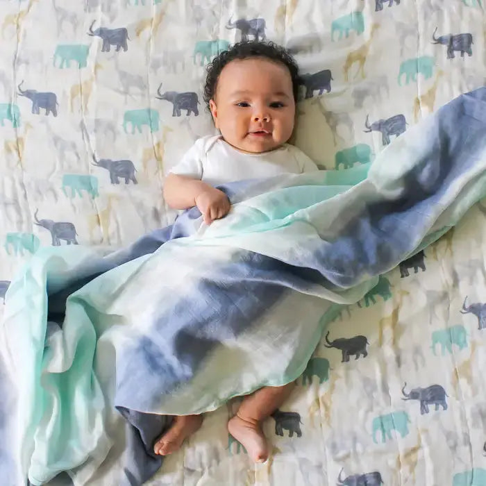 Blue Almonds Ltd Silky soft swaddle "Expedition" aden + anais