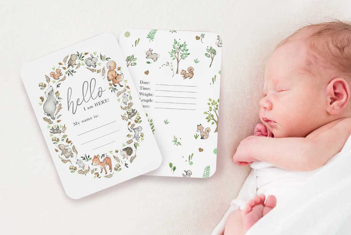Blue Almonds Ltd Baby's first year milestone cards Daisy & Bump