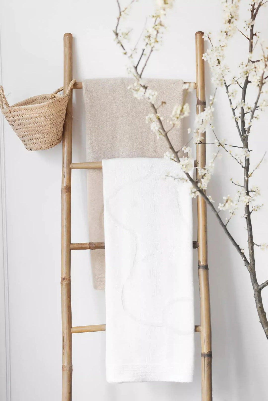 Blue Almonds Ltd Cashmere blanket bunny cream Tartine et Chocolat
