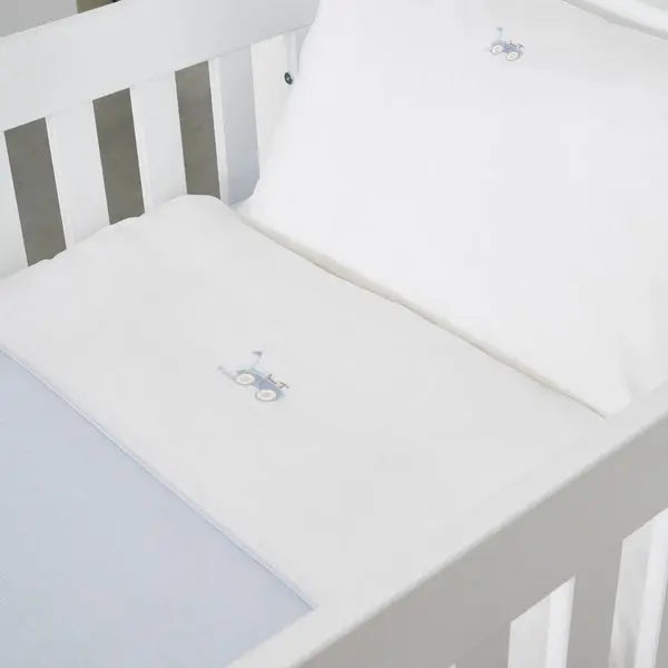 Blue Almonds Ltd Cot Bed Bedlinen Set - Classic Car Theophile Patachou