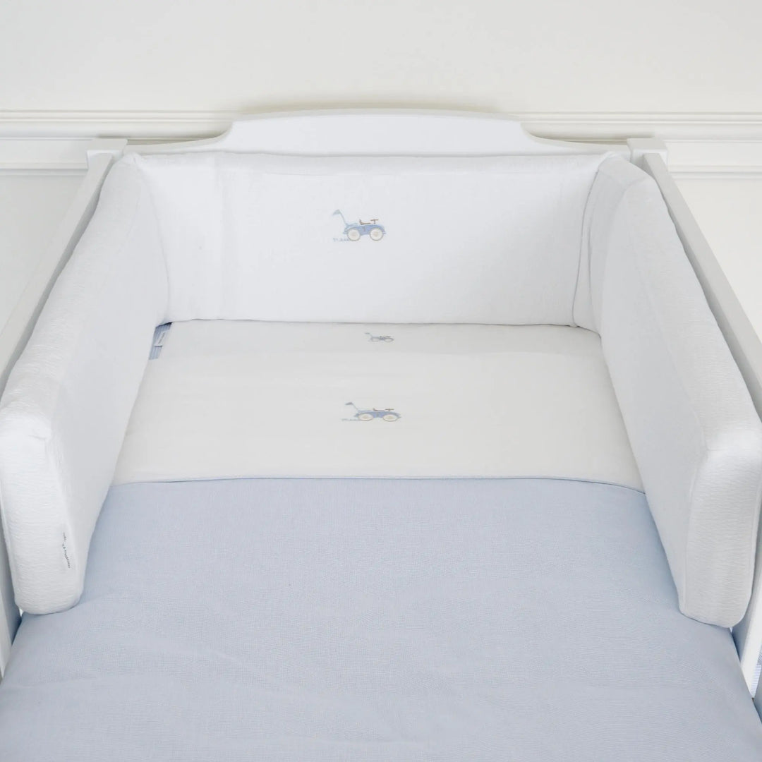 Blue Almonds Ltd Cot bed Bumper 210 cm - Padded H: 23 cm - Classic Car Theophile & Patachou