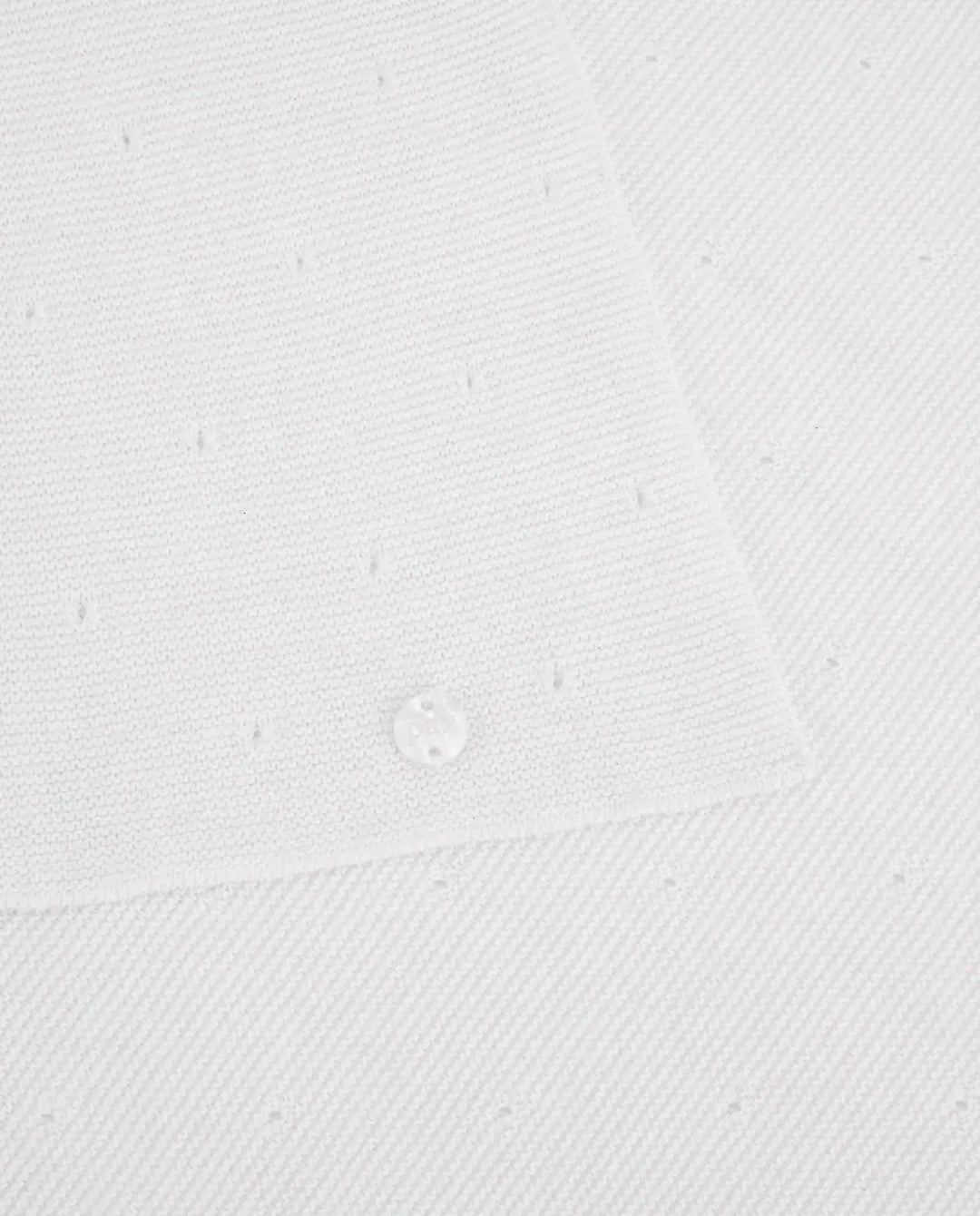 Blue Almonds Ltd KNIT NEWBORN BLANKET ESSENTIA V26 - White Paz Rodriguez