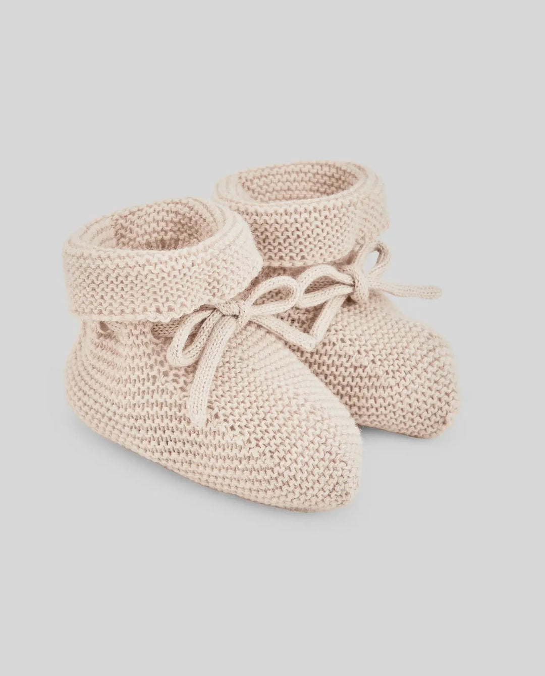Blue Almonds Ltd KNIT NEWBORN BOOTIES ESENCIAL - Linen Paz Rodriguez