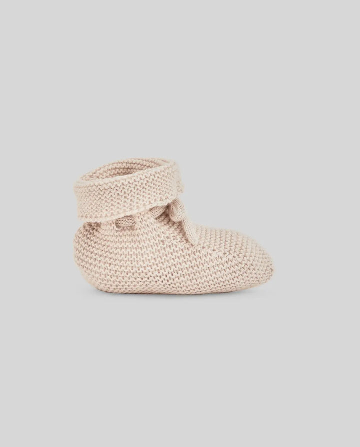 Blue Almonds Ltd KNIT NEWBORN BOOTIES ESENCIAL - Linen Paz Rodriguez