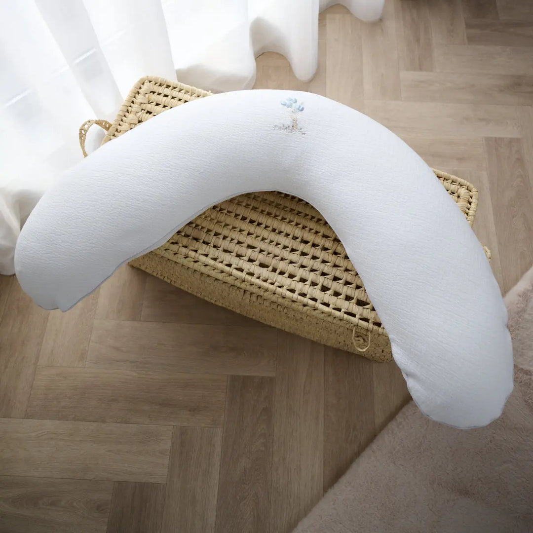Blue Almonds Ltd Maternity pillow - Padded - Classic Car Theophile & Patachou