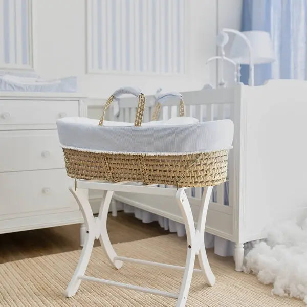 Blue Almonds Ltd Moses Basket - Classic Car Theophile Patachou