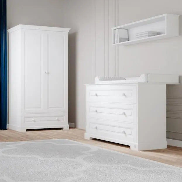 Blue Almonds Ltd Chest of drawers ROYAL LUI & LEI Interiors
