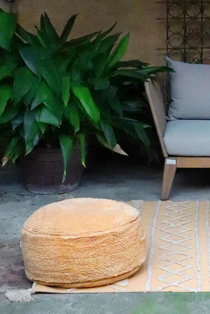 Blue Almonds Ltd Pouf Chill Honey Lorena Canals