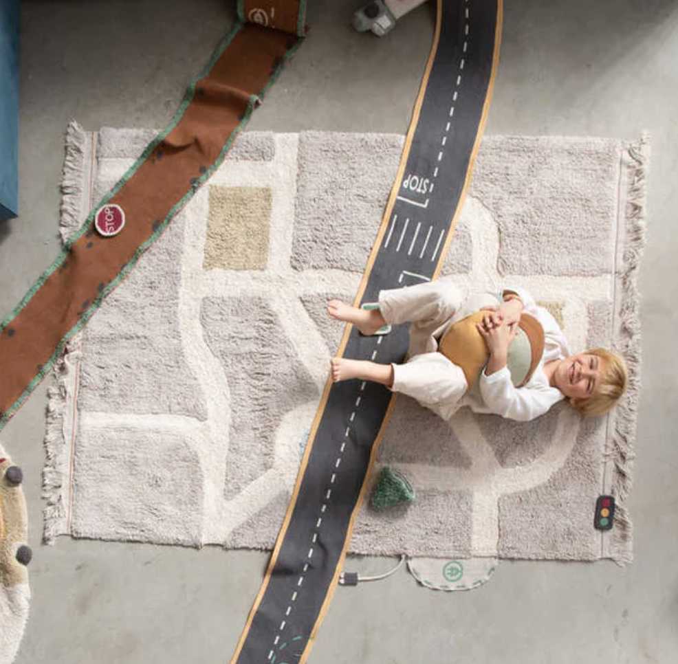 Blue Almonds Ltd Washable cotton play rug "Eco-City" Lorena Canals