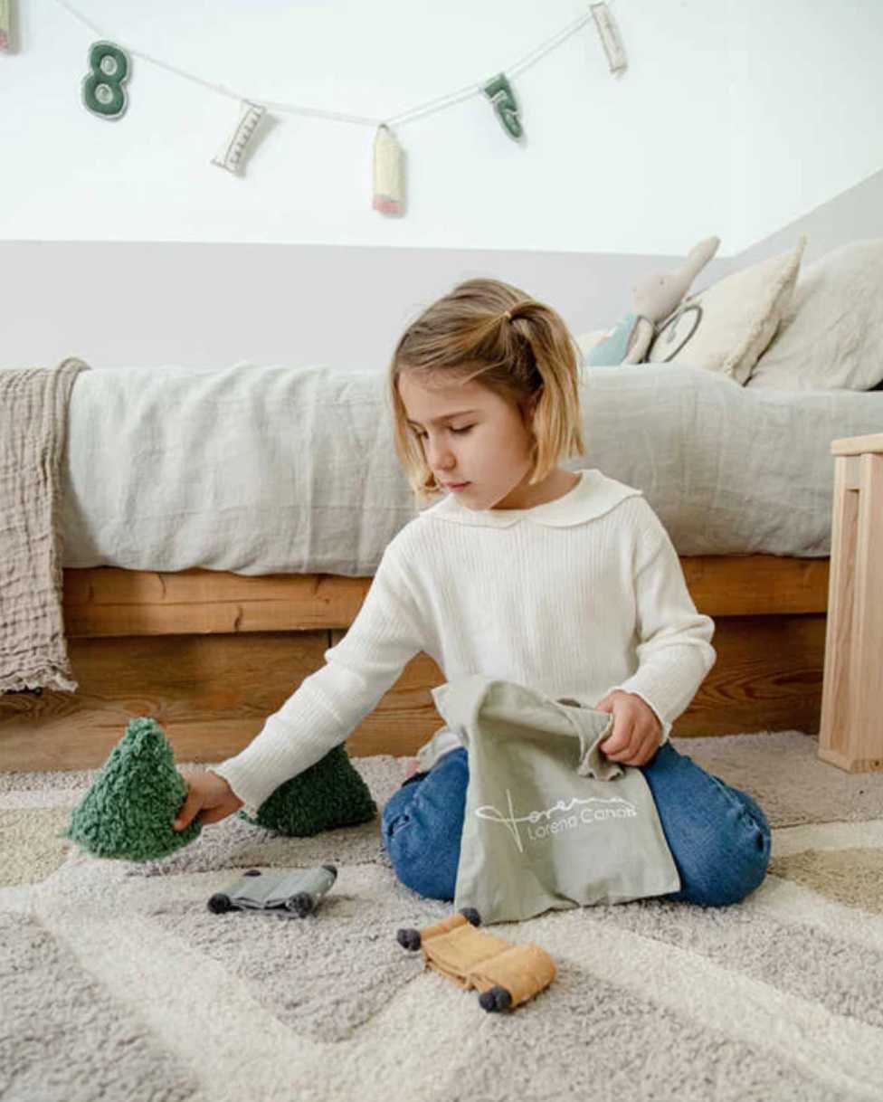 Blue Almonds Ltd Washable cotton play rug "Eco-City" Lorena Canals