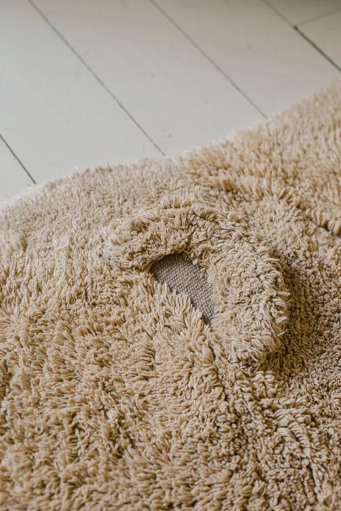 Blue Almonds Ltd Washable cotton rug "Bear" Lorena Canals