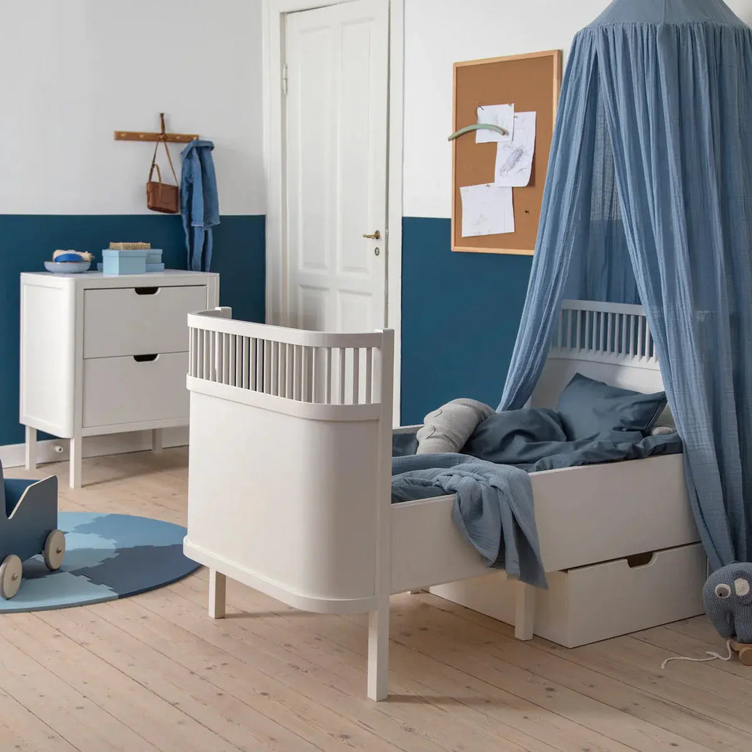 Blue Almonds Ltd Sebra Bed, Baby & Junior - Classic White Sebra
