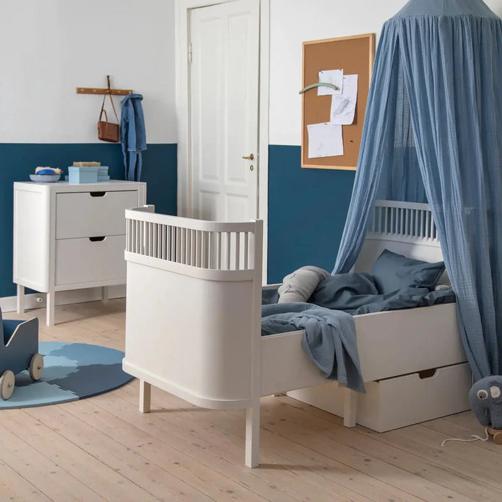 Blue Almonds Ltd Sebra Bed, Baby & Junior - Classic White Sebra