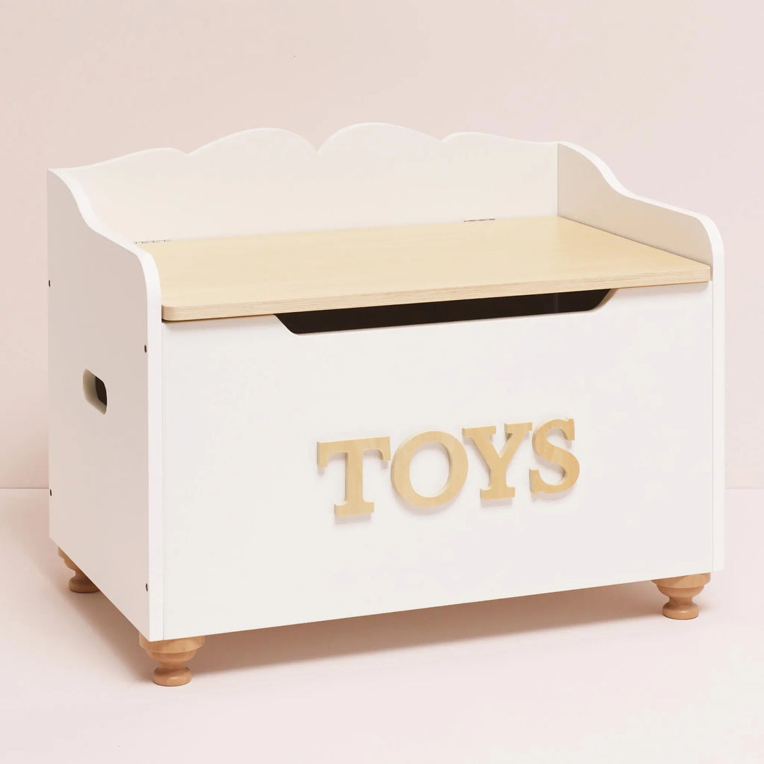 Blue Almonds Ltd Classic Wooden Toy Chest Le Toy Van