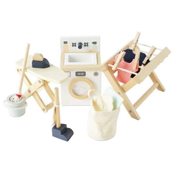 Blue Almonds Ltd Doll House Laundry Room Le Toy Van