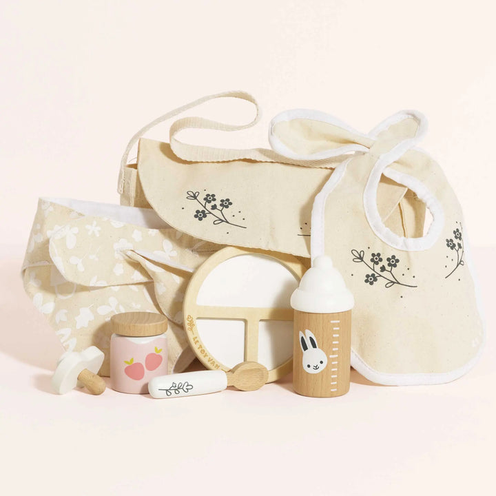 Blue Almonds Ltd Doll Nursing Toy Set Le Toy Van