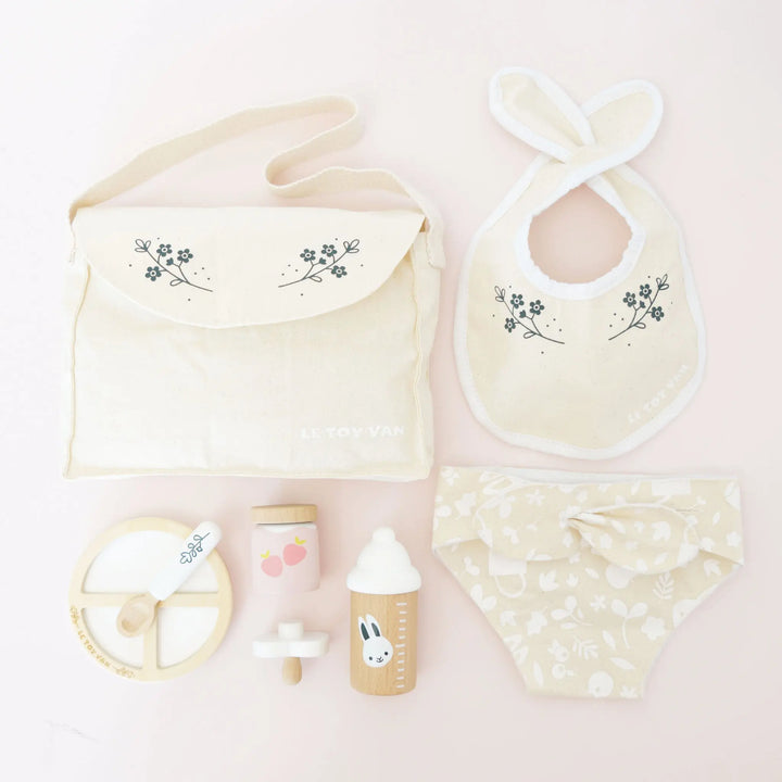 Blue Almonds Ltd Doll Nursing Toy Set Le Toy Van