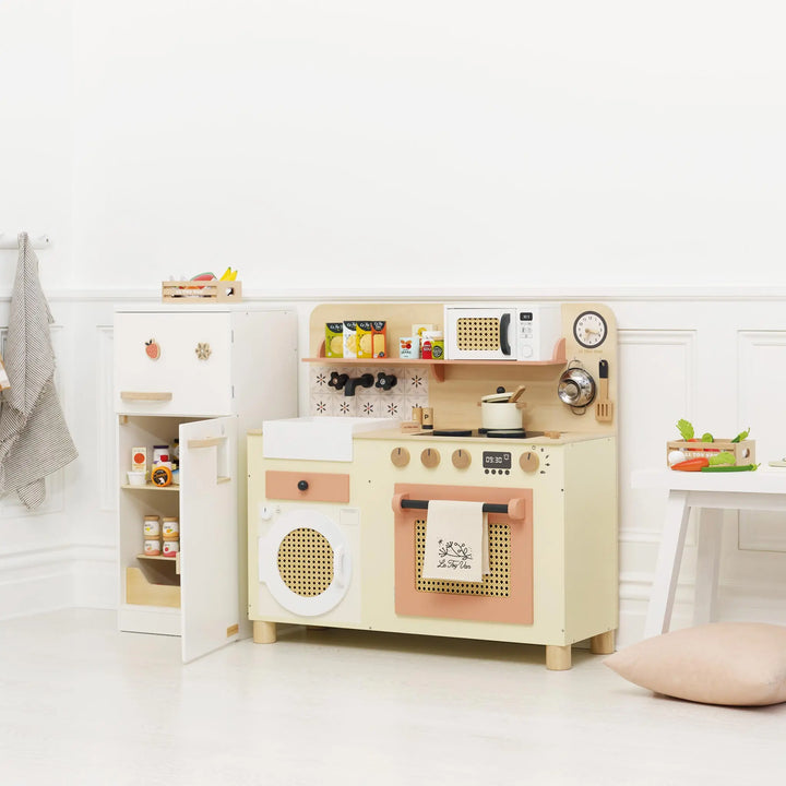 Blue Almonds Ltd Family Size Wooden Play Kitchen Le Toy Van