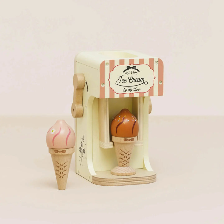 Blue Almonds Ltd Ice Cream Machine & Play Food Cones Le Toy Van