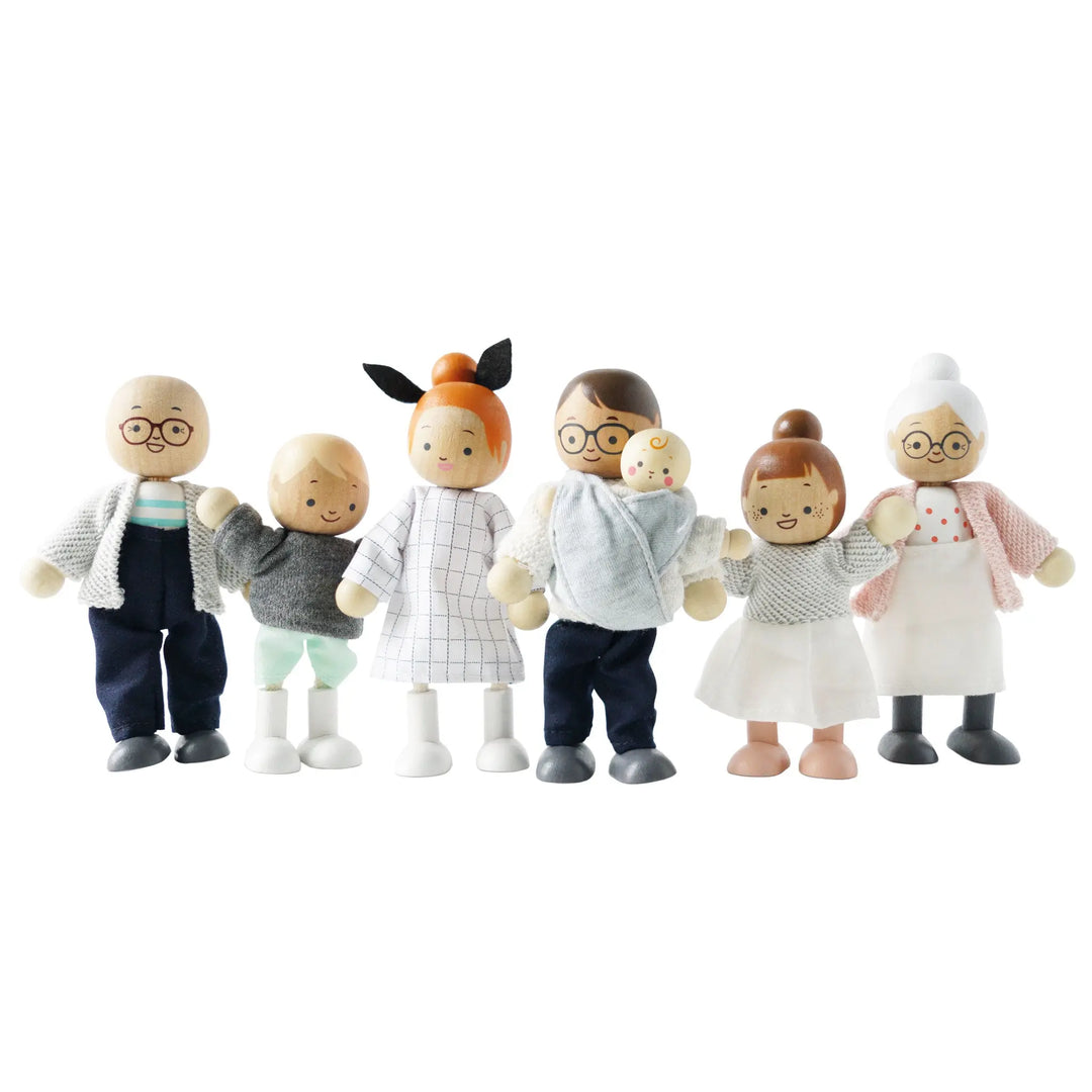 Blue Almonds Ltd My Family of 7 - Dolls Le Toy Van