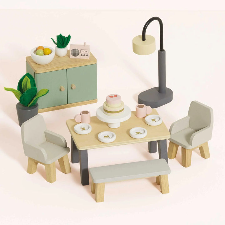 Blue Almonds Ltd Wooden Dolls House Dining Room Le Toy Van