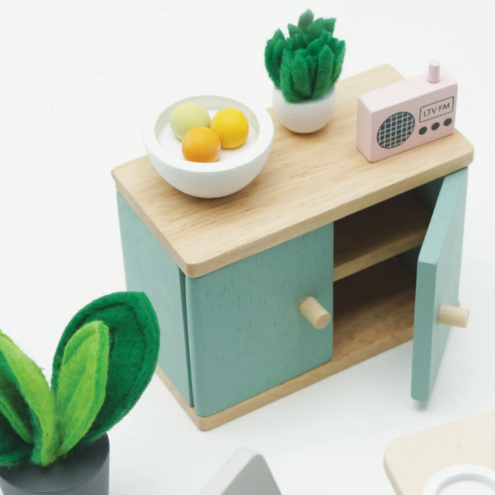 Blue Almonds Ltd Wooden Dolls House Dining Room Le Toy Van