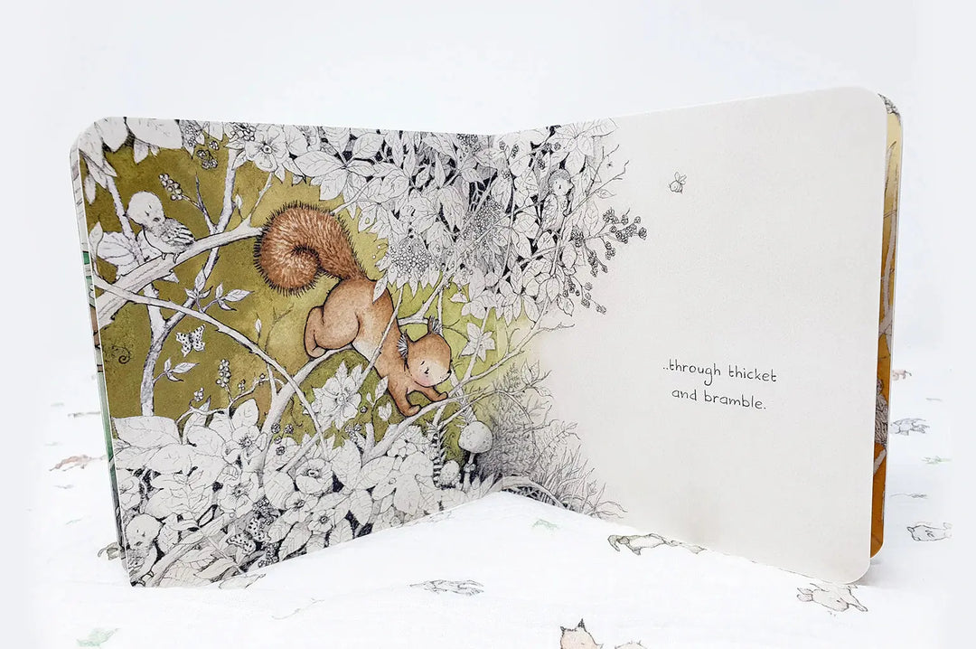 A new friend is here-Books-Daisy & Bump-Blue Almonds-London-South Kensington