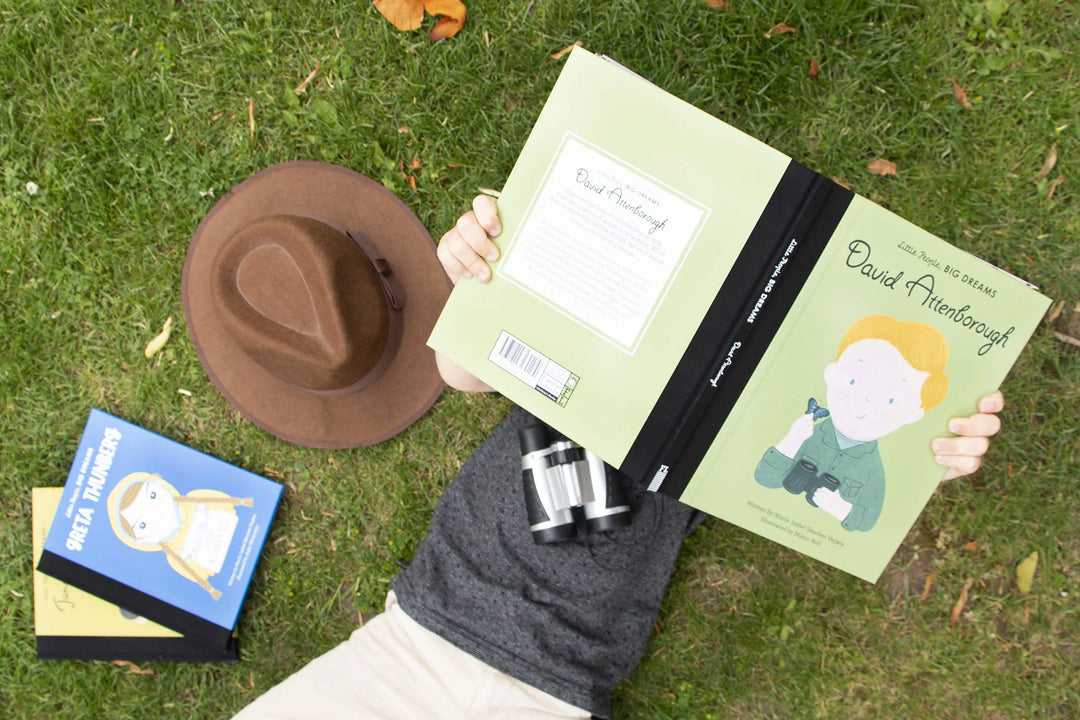 David Attenborough - Little People, BIG DREAMS-Books-Hachette Books-Blue Almonds-London-South Kensington