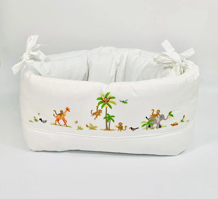 Cotbed half bumper "safari" white-Bumpers & quilts-Gordonsbury-Blue Almonds-London-South Kensington