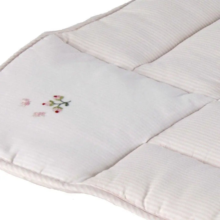 Cotbed quilt "rosebuds"-Bumpers & quilts-Gordonsbury-Blue Almonds-London-South Kensington