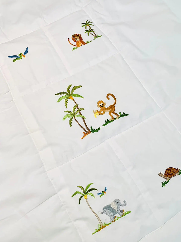 Cotbed quilt "safari" white-Bumpers & quilts-Gordonsbury-Blue Almonds-London-South Kensington