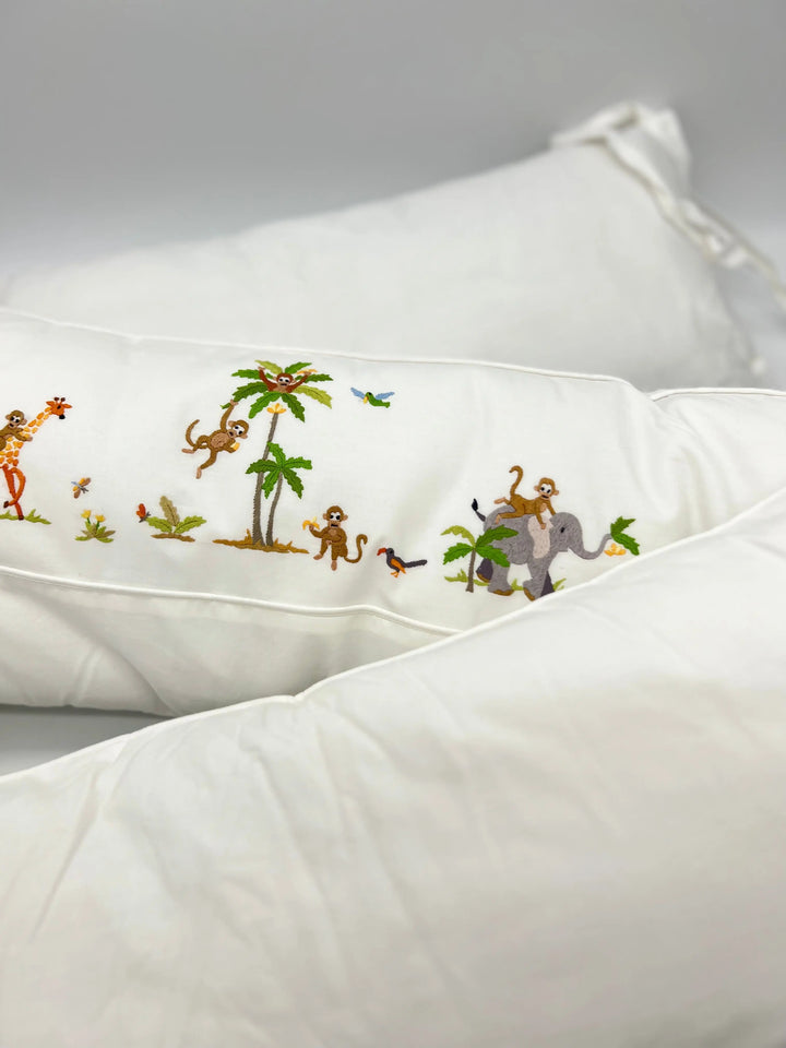 Cotbed half bumper "safari" white-Bumpers & quilts-Gordonsbury-Blue Almonds-London-South Kensington