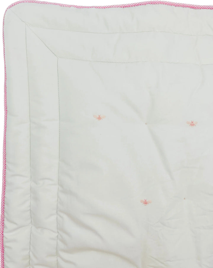 Cotbed quilt "baby bees" pink-Bumpers & quilts-Gordonsbury-Blue Almonds-London-South Kensington