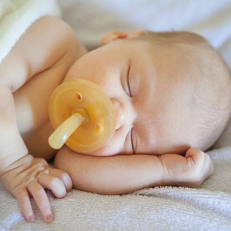 Natural dummy "oryginal ortho"-New Baby-Natursutten-Blue Almonds-London-South Kensington