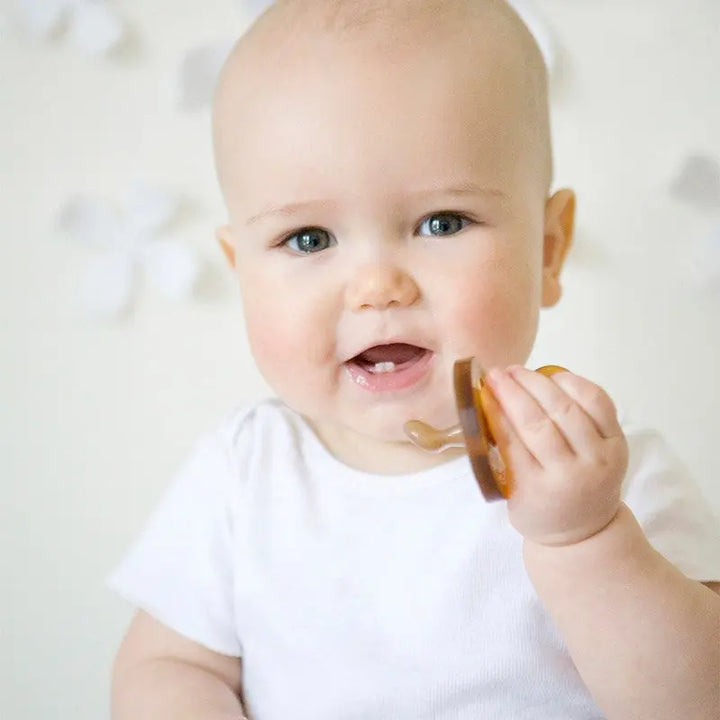 Natural dummy "oryginal ortho"-New Baby-Natursutten-Blue Almonds-London-South Kensington