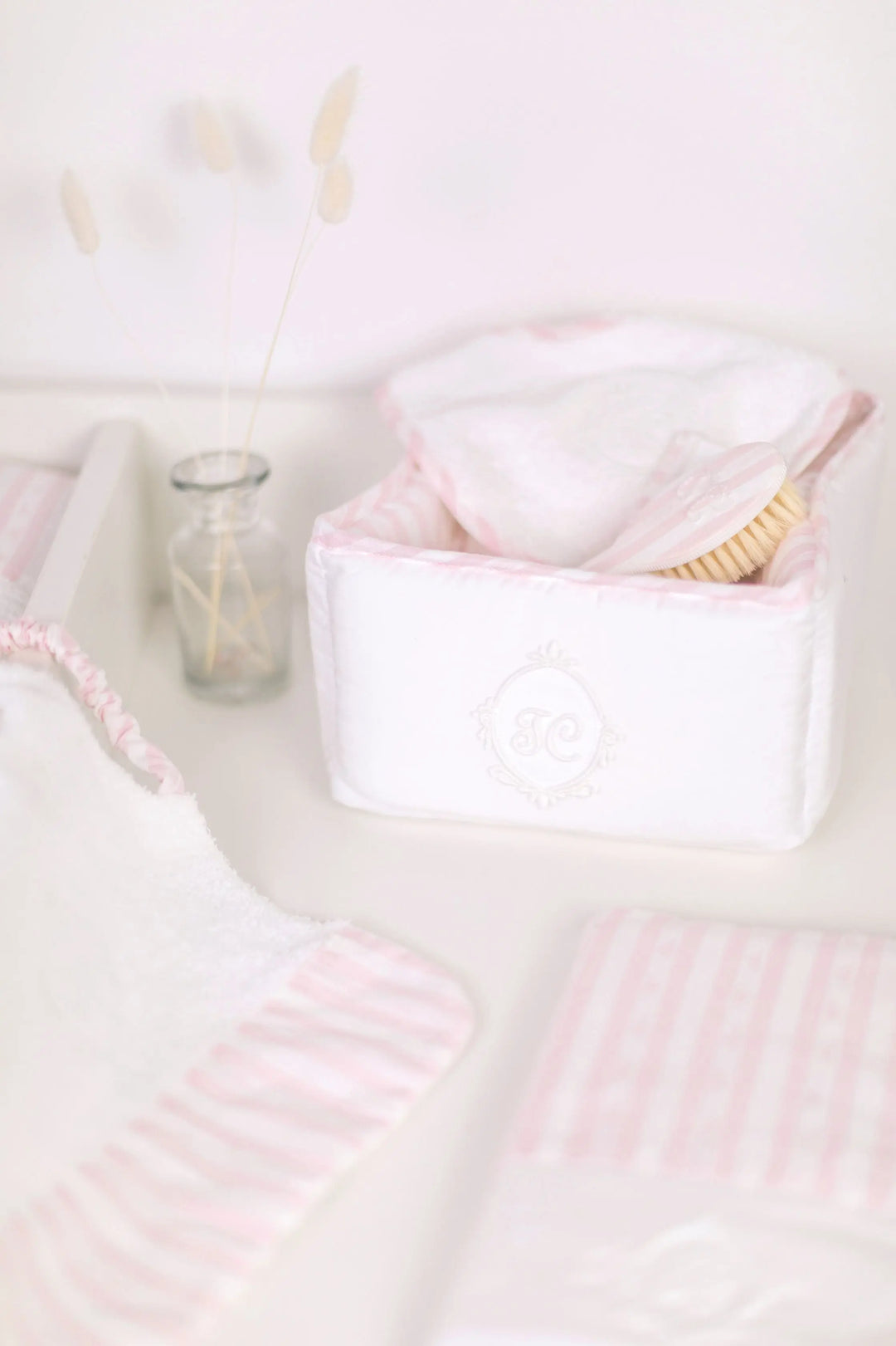 Changing mat cover "garda" pink-Sleeping bags & changing mats-Tartine et Chocolat-Blue Almonds-London-South Kensington