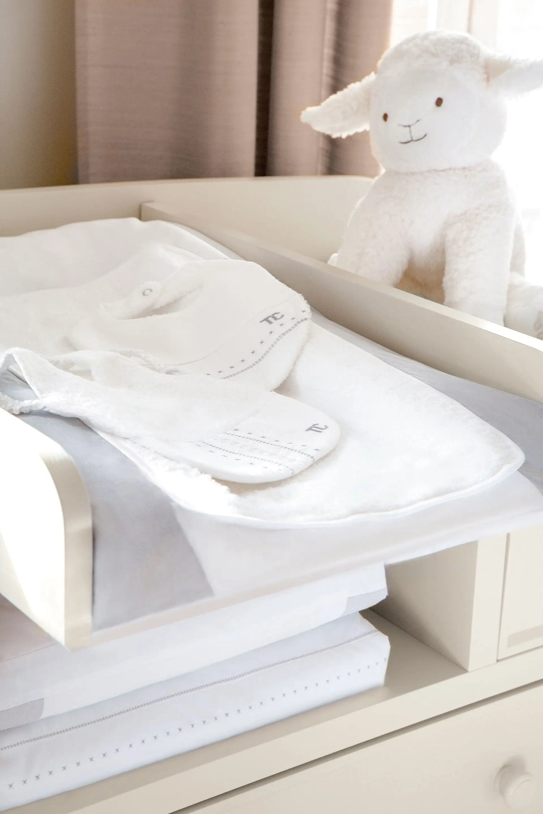 Large sheep ivory-Soft toys & musicals-Tartine et Chocolat-Blue Almonds-London-South Kensington