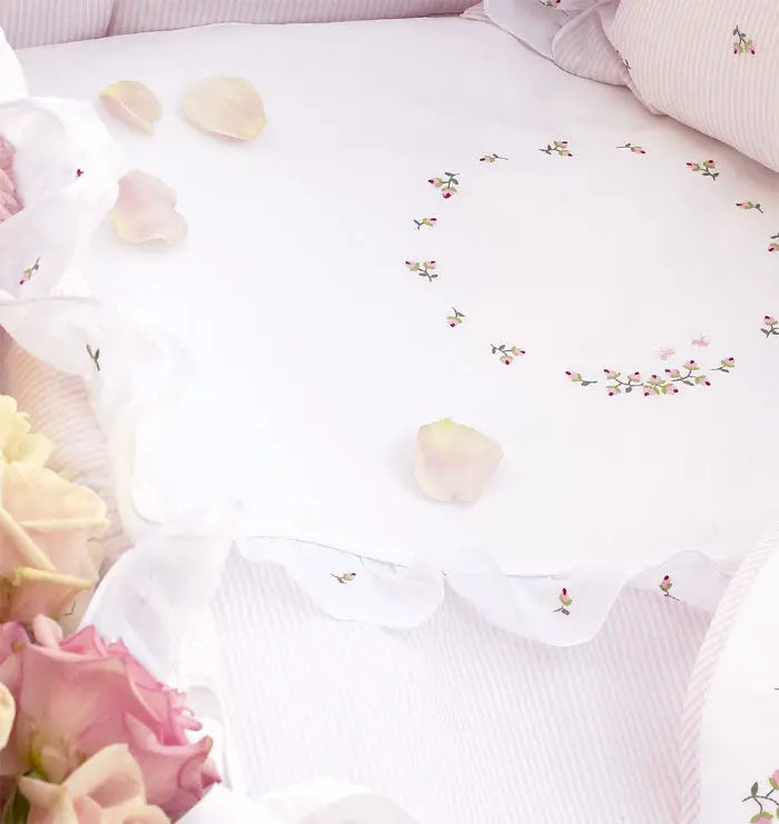 Cotbed duvet cover "rosebuds"-Towels & bedlinen-Gordonsbury-Blue Almonds-London-South Kensington