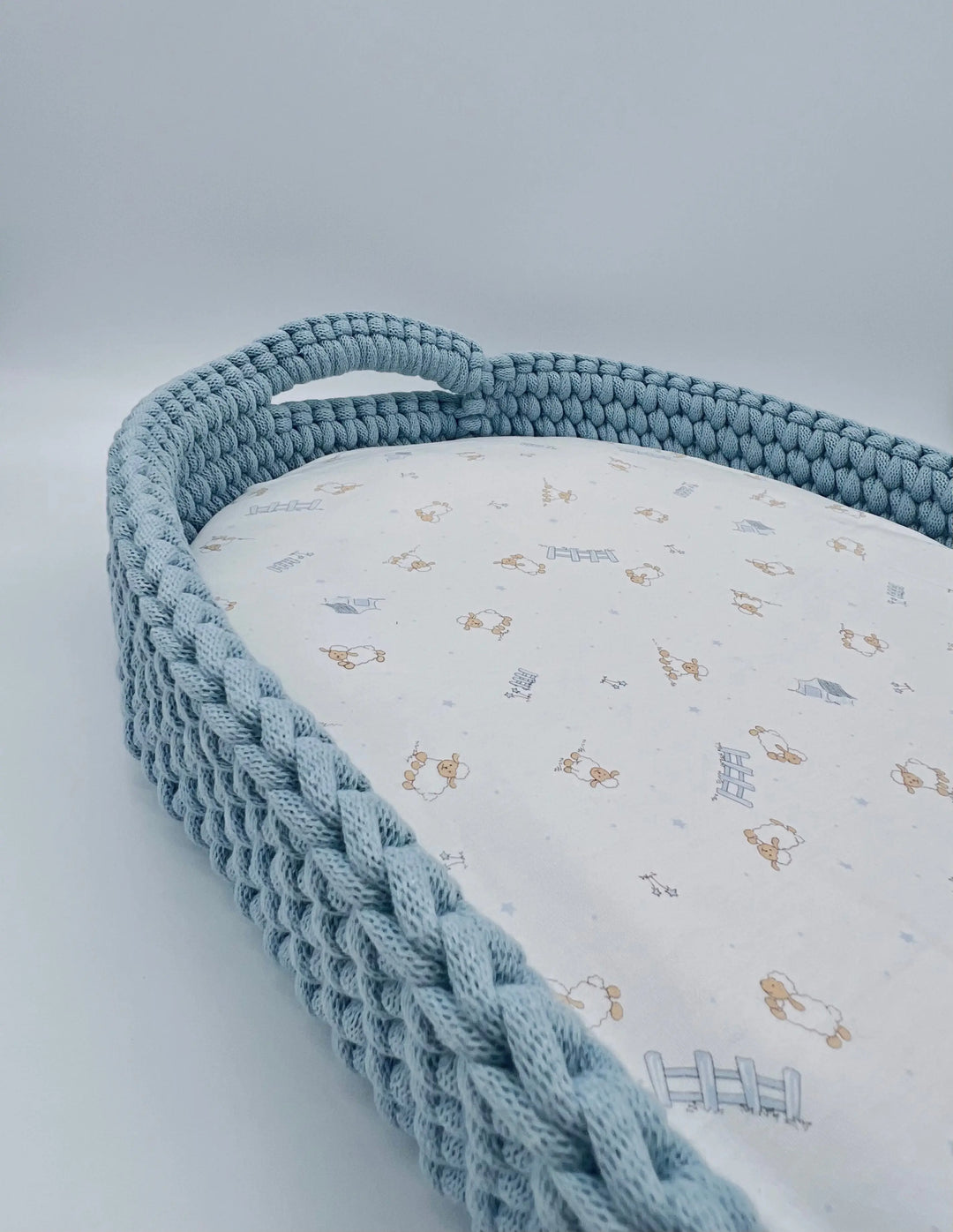 Moses basket fitted sheet - Sheep blue-Towels & bedlinen-Lyda Baby-Blue Almonds-London-South Kensington