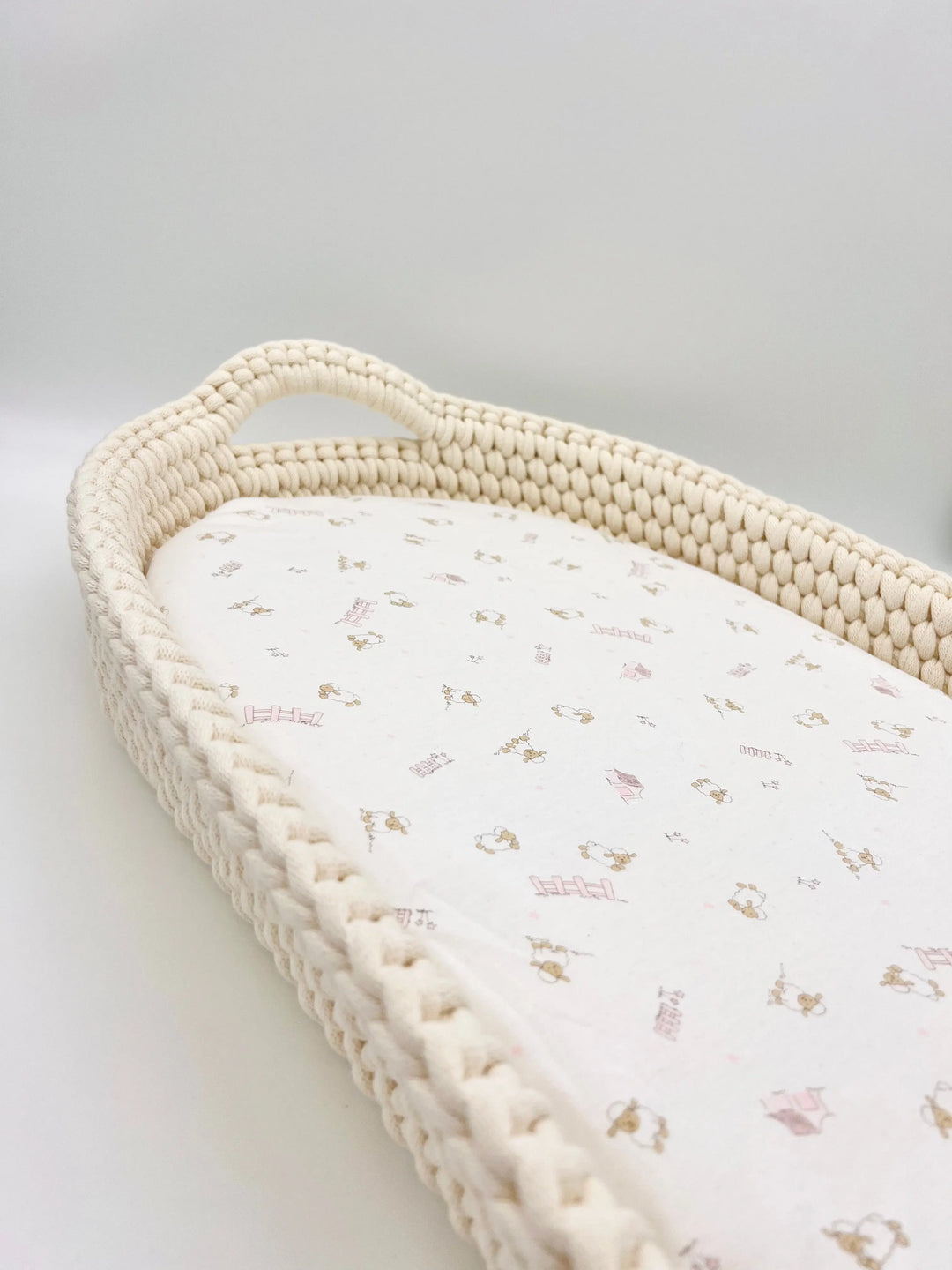 Moses basket fitted sheet - Sheep pink-Towels & bedlinen-Lyda Baby-Blue Almonds-London-South Kensington